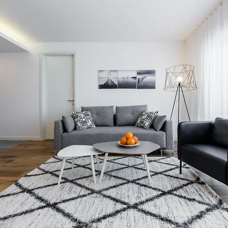 Premium * تالين